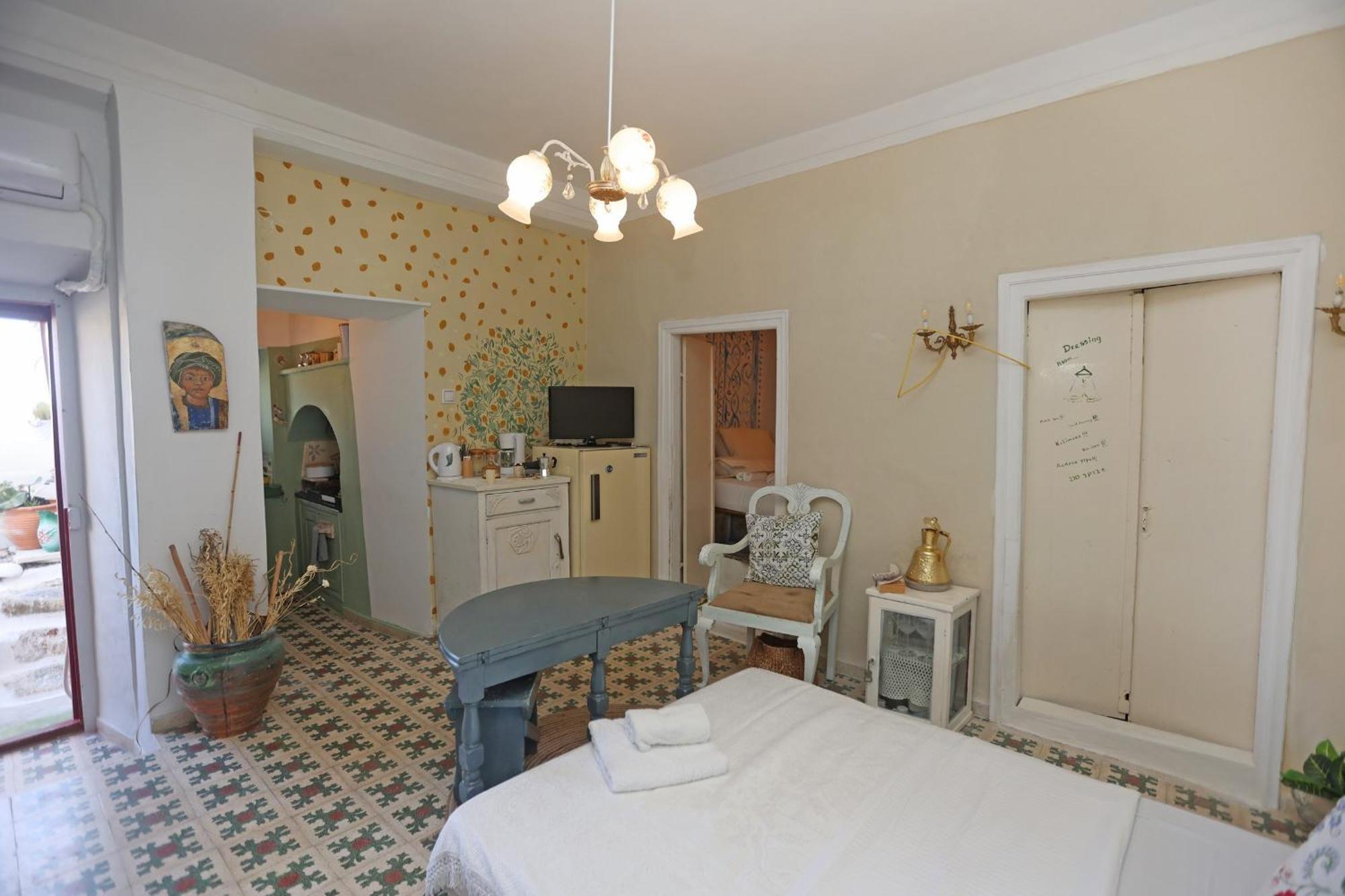 Artistic Cycladic House Ano Syros